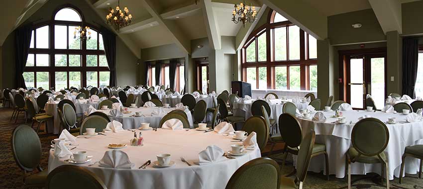 The banquet room at Glen Oaks Golf Course